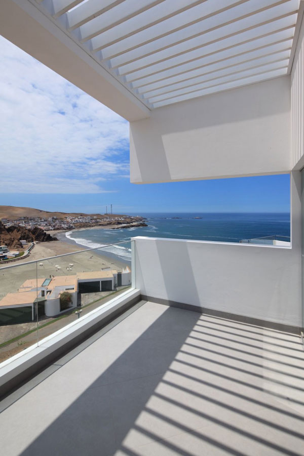 View from balcony of the Casa Playa Las Lomas by Vertice Arquitectos