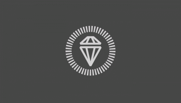 Logo Design Inspiration (Diamond Graphic) by Hovercraft