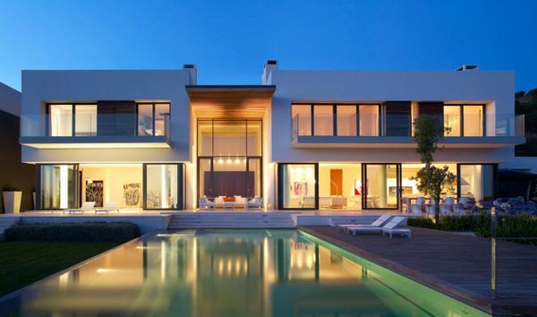 Villa in Andalucia by McLean Quinlan Architects