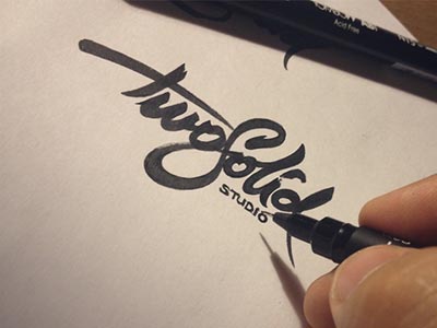 Handwritten Type for Logo Design by Eddie Lobanovskiy