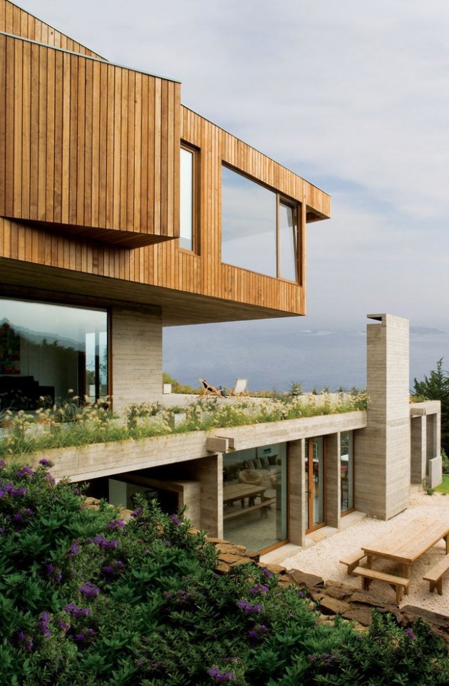 Casa el Pangue in Chile by Elton + Leniz Architects