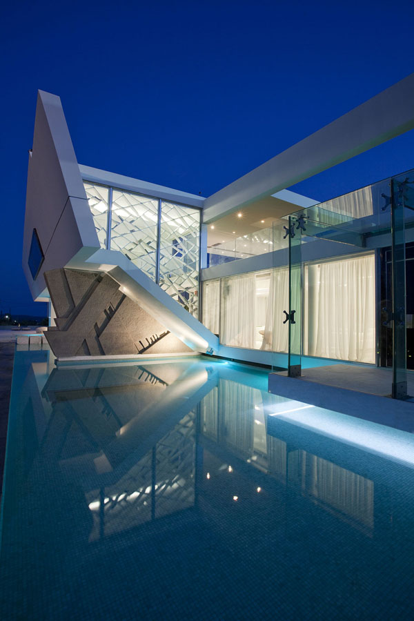 H3 Futuristic Luxury Residence in Athens, Greece by 314 Architecture Studio
