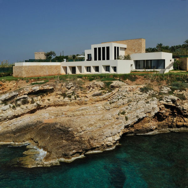 Fidar Summer Beach House in Lebanon by Raëd Abillama Architects