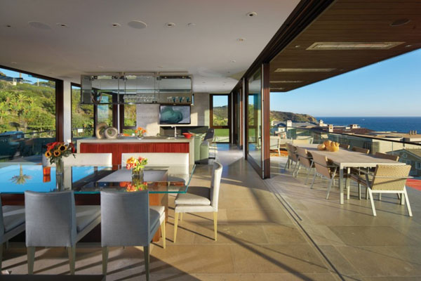 Seaside Strand Residence in Dana Point, California by Horst Architects