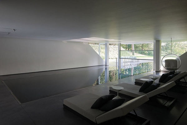 Indoor Pool of the GENETS 3 House in Belgium by AABE