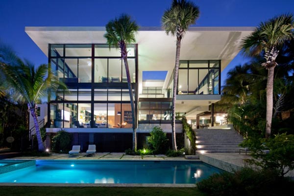 The Coral Gables Residence in Florida by Touzet Studio