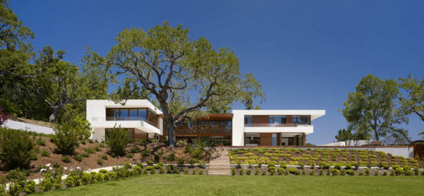 The OZ Residence in Silicon Valley, California by Swatt Miers Architects