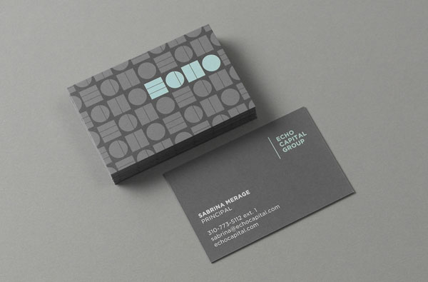 Clean business cards with front and backside.