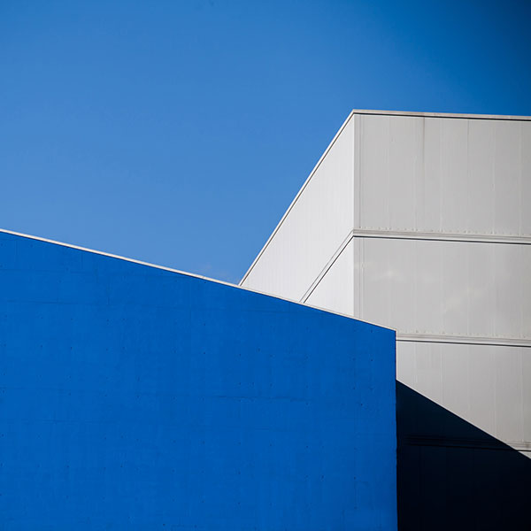 Blue and white shades - Architectural Photography by Paolo Pettigiani.
