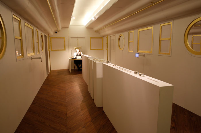 Jeweler Tiffany & Co. - The Tiffany T collection presented with an immersive experiential installation by Sid Lee NYC.