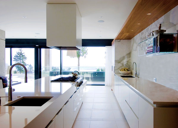 Clean and modern kitchen design.