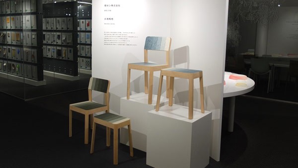 The Decresc seating design series as exhibits at a design fair.