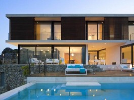 Casa 115 in Mallorca, Spain by Architect Miquel Lacomba