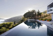 The Villa L'Escalet is situated on a steep terrain close to Saint Tropez.