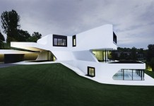 A futuristic home near Ludwigsburg, Germany by J. Mayer H. Architects.
