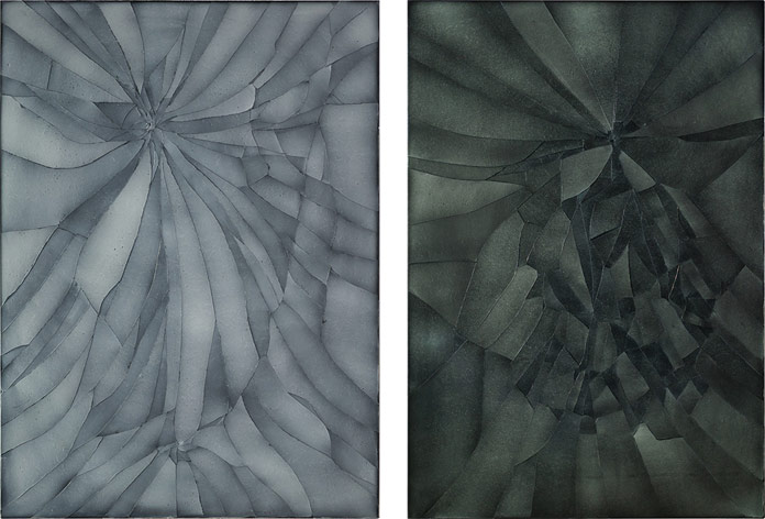 Nejat Sati – left: Cracks 7, 2016, acrylic on canvas, 80x110cm – right: Cracks 2, 2016, acrylic on canvas, 110x160cm