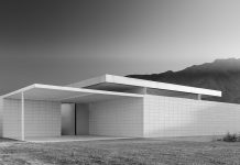 Desert House in Palm Springs, California by Jim Jennings Architecture.