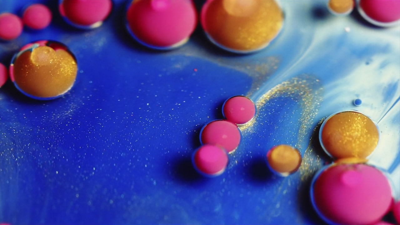 The Empire of C – Experimental Video by Thomas Blanchard Using Colorful Liquids.