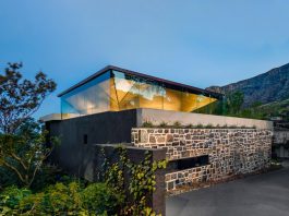 Kloof 119A, a Cape Town family home by SAOTA with inverted pyramid roof.