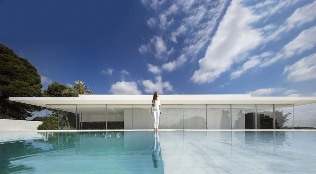Hofmann House in Rocafort, Valencia designed by Fran Silvestre Arquitectos.