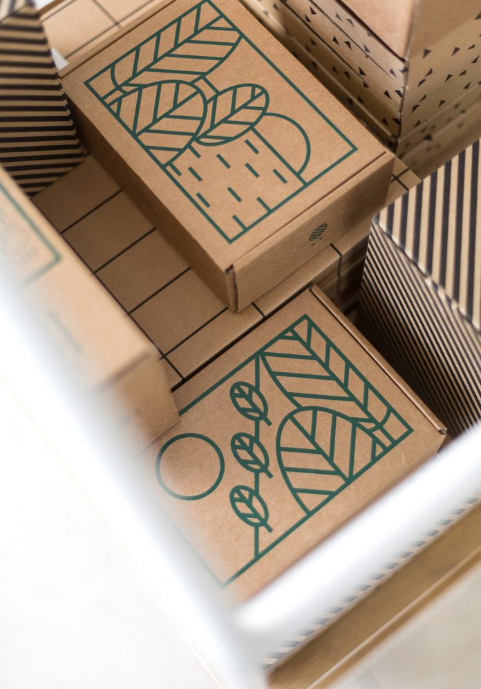 Gir Woodcraft — packaging illustrations by Milica Pantelic.