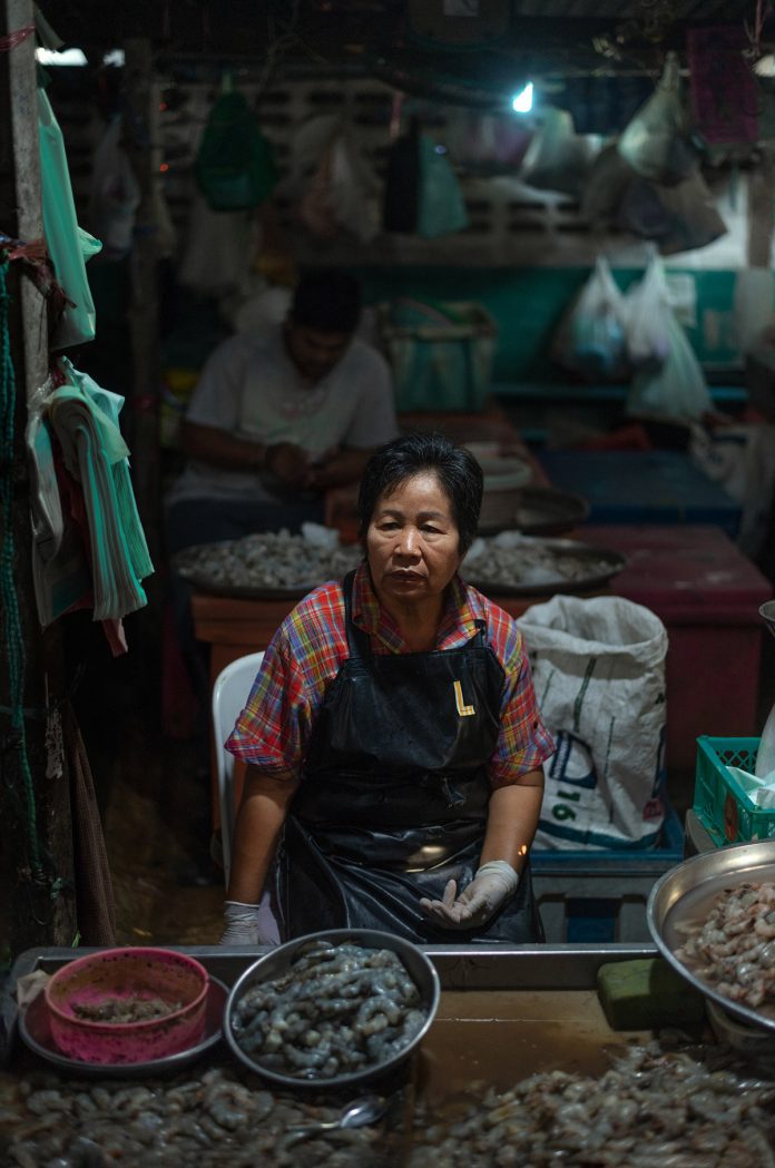 The Maeklong railway market in Bangkok photographed by Ashraful Arefin.