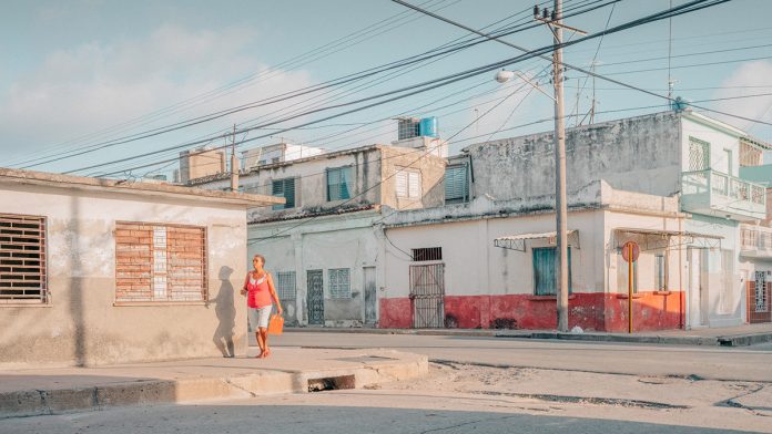 Cuba street photography by Vincent Versluis