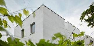 House Lhotka by SOA architekti and Richter Design