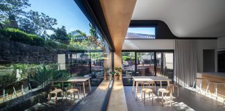 Castle Cove alterations by Chung Architects