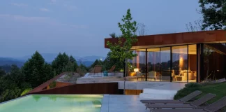 Casa Corten, a project by HPA Arquitetura e Investimentos, photographed by Ivo Tavares Studio.