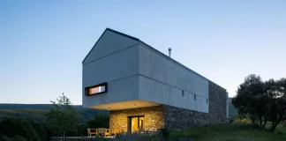TerraSense Mountain Charm Retreat, a rural hotel by Atelier DRK, in Videmonte, Serra da Estrela, photographed by Ivo Tavares