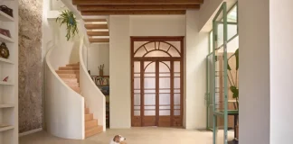 How a 1941 Doctor’s House in Valencia Became a Case Study in Renovating Without Erasing The Doctor’s House by Jose Costa ARQ.