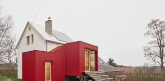 House Extension by Facha architekti